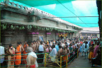 ದರ್ಶನಕ್ಕಾಗಿ ಸರದಿ ಸಾಲು 
Queue for Darshan