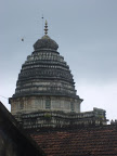 Gokarna Temple Gopuram / ಗೋಕರ್ಣ ದೇವಸ್ಥಾನ ಗೋಪುರ / गोकर्ण मन्दिर